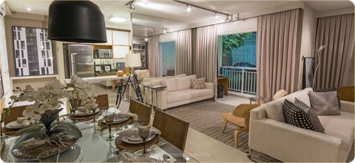 Foto do living do apartamento decorado